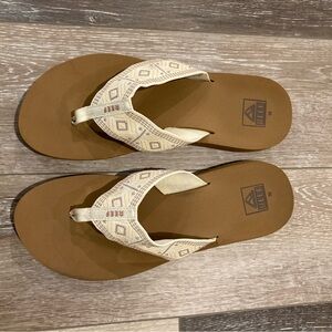 REEF Women's Tan Flip Flops Size 10